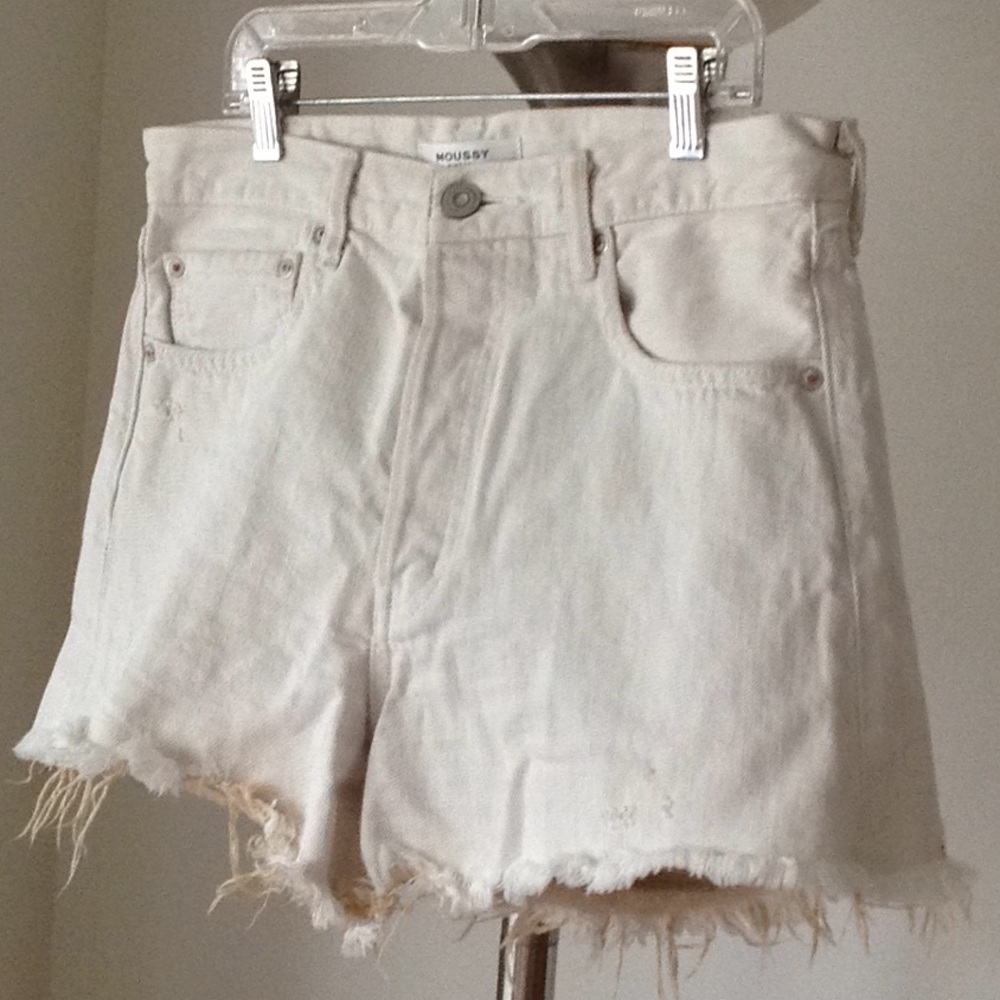 🔴 Moussy - Vintage 'Frayed Hem' Saab Ltd. Shorts